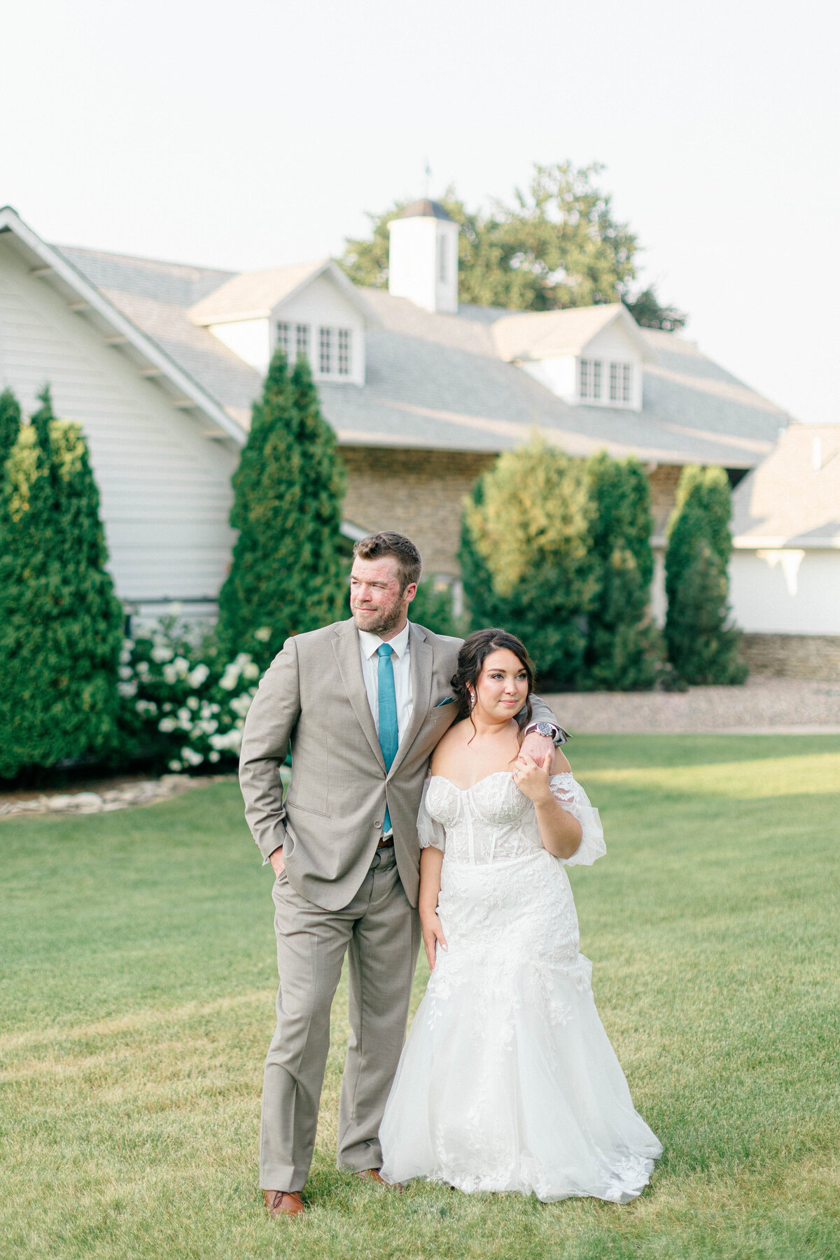 mayowood-stone-barn-wedding-37