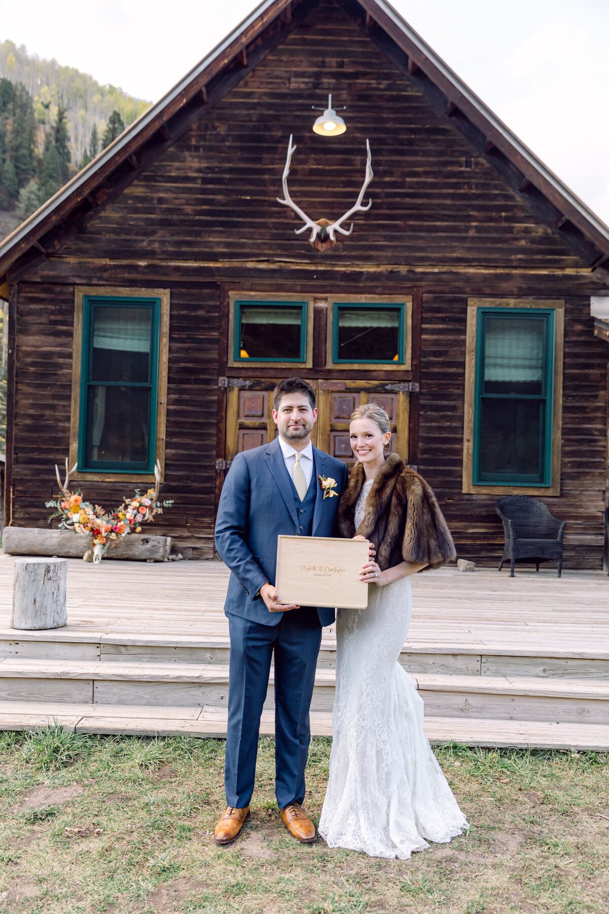 AbieLivesayPhotography-DuntonHotSpringsPhotographer-ElizabethCHristopher-Preview-85