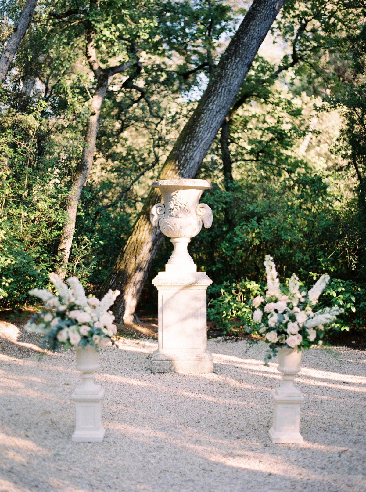 Wedding photography at Chateau Martinay in Provence, France - 22