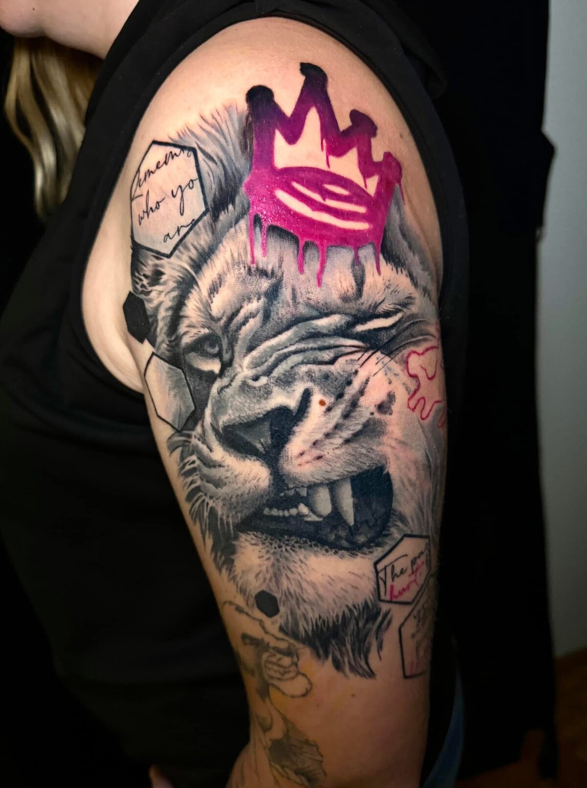 bloody-ink-dalma-tattookuenstler-zuerich-oberland-hinwil (8)
