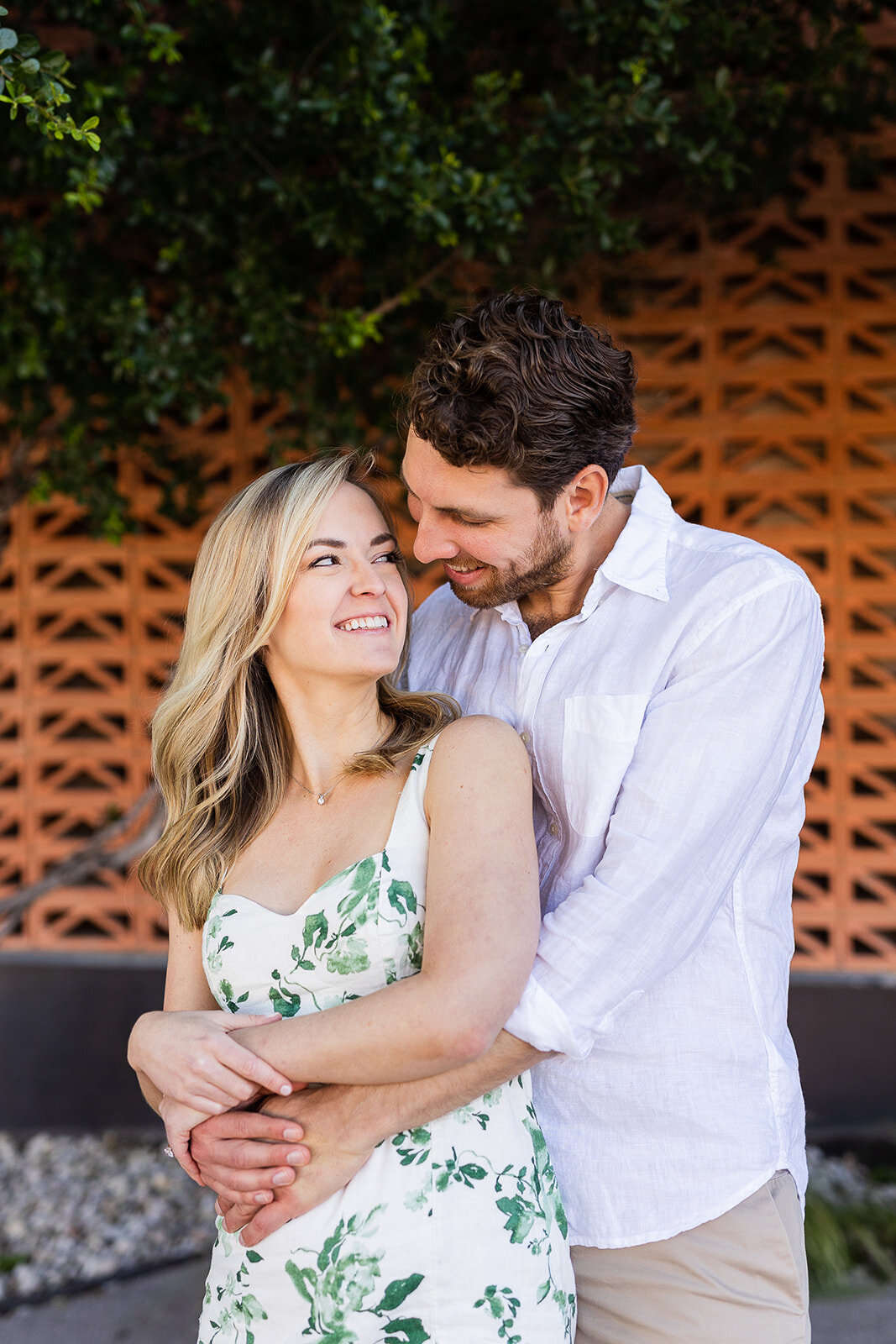 Colorful_south_congress_ausitn_engagement_photos17