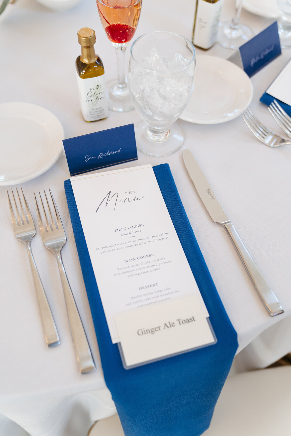 Elegant wedding decor and florals at Waverly Oaks venue