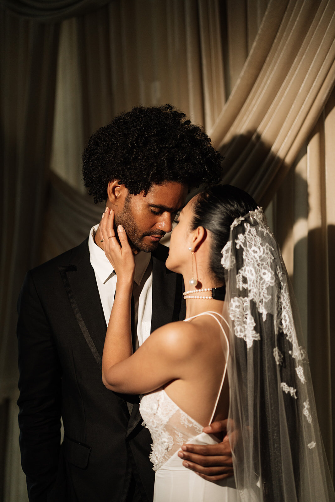 Danielle-Aisling_New_York_City_Central_Park_Boathouse_Wedding-201
