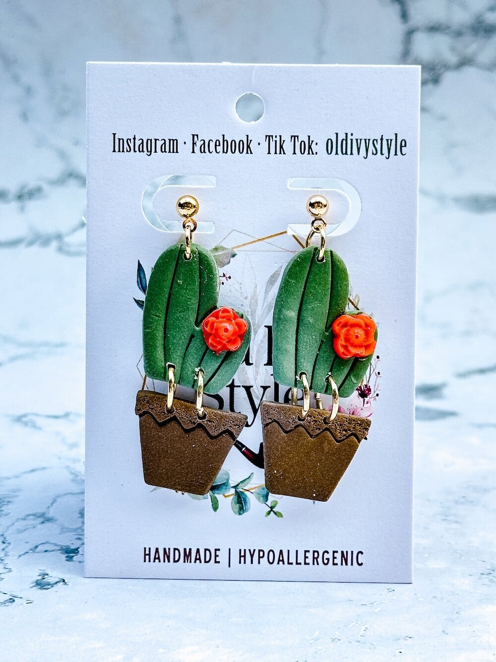 Pair of Old Ivy style hypoallergenic earrings green cactus with orange flower