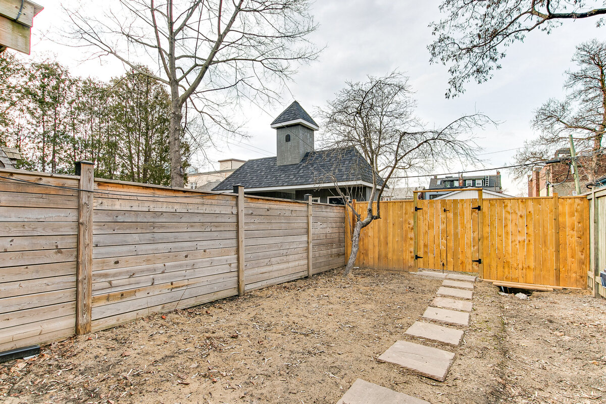 055_Backyard