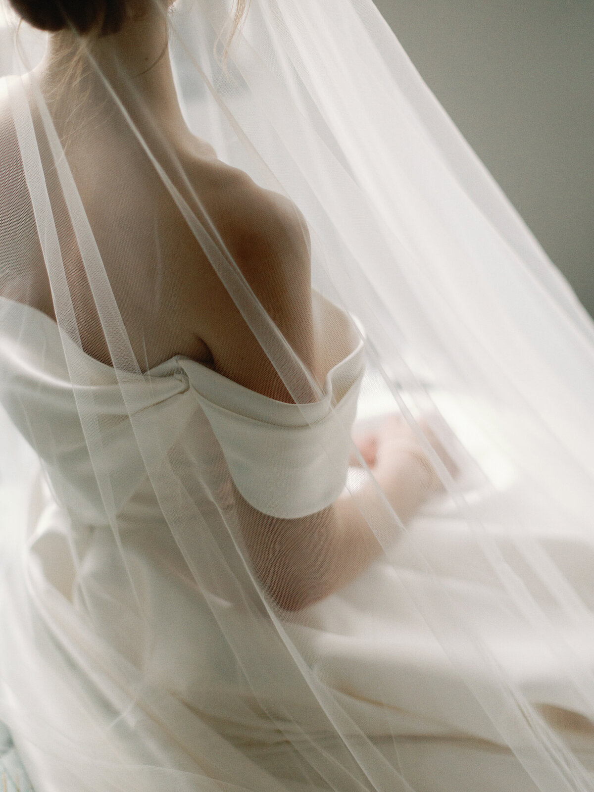 best-seattle-wedding-photographers-the-tenneys-at-washington-athletic-club-10