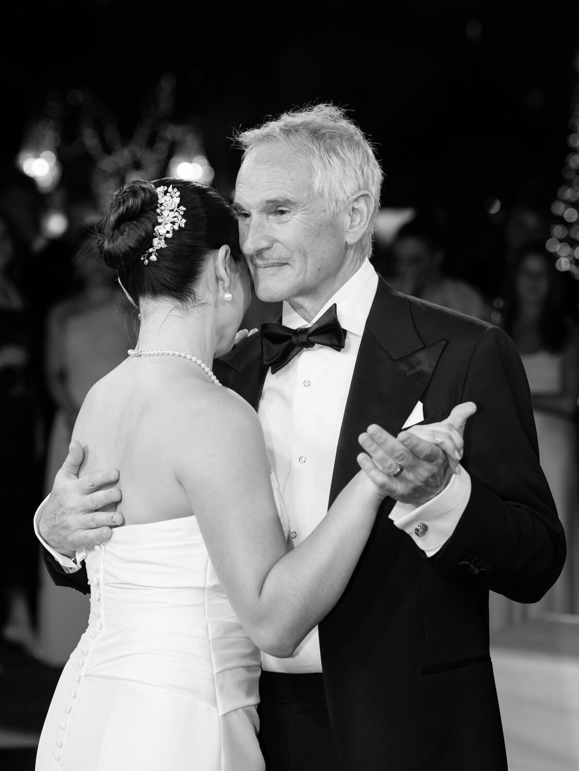 Romantic-Wedding-at-Island-Art-and-Taste–The-Residence-126