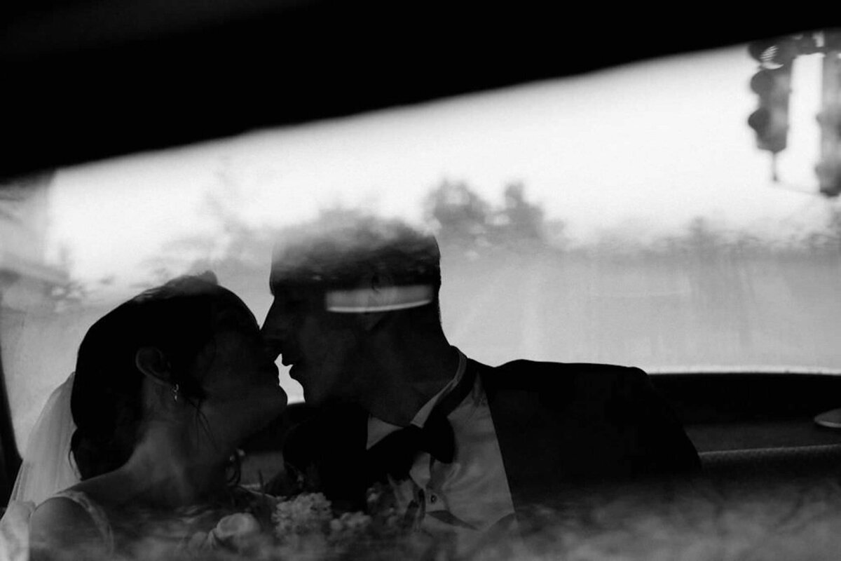 Nicola-Campbell-Editorial-Wedding-Photographer-Scotland-1.NYC-Wedding-Siobhan&Charlie-1558