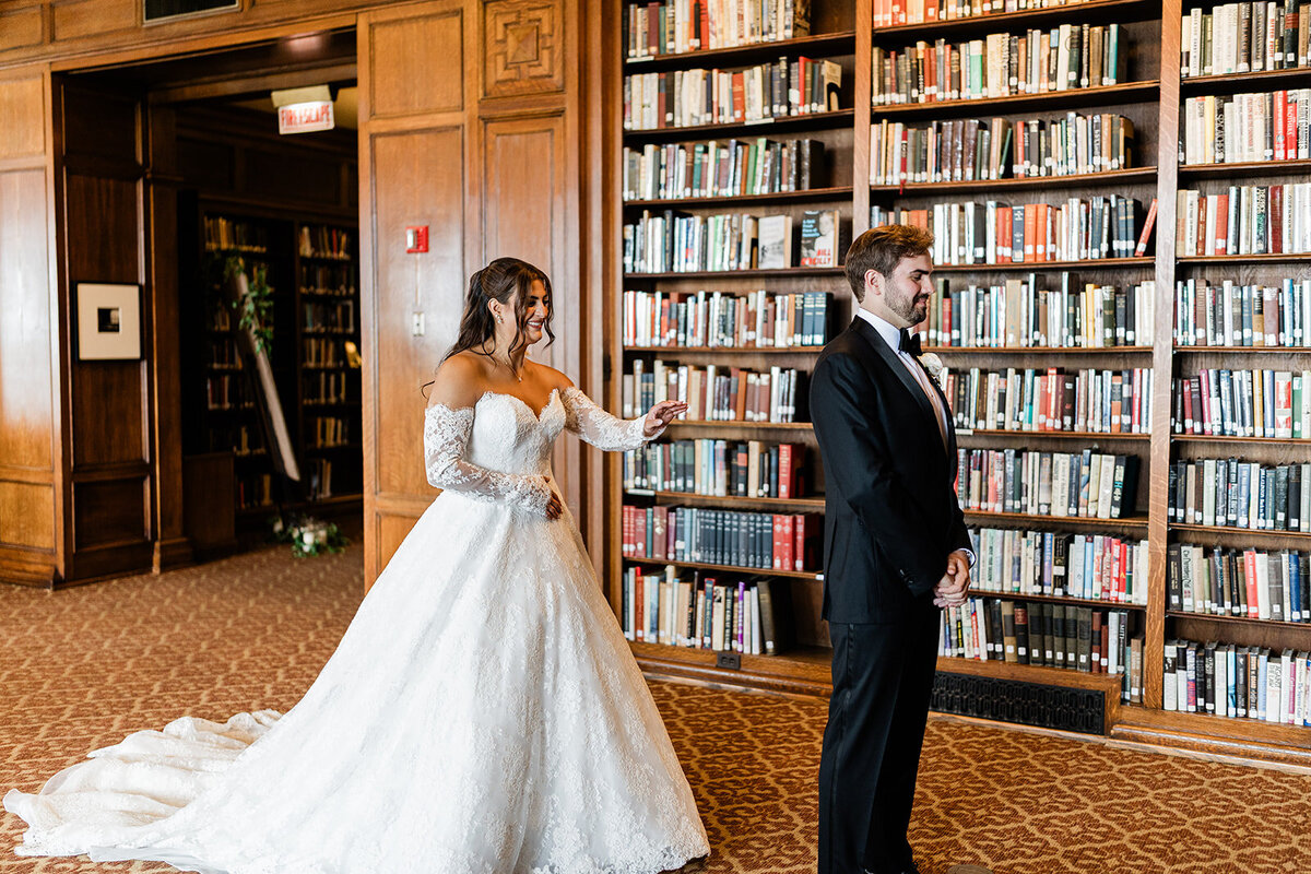 university club of chicago wedding photos by fox and ivory - 15