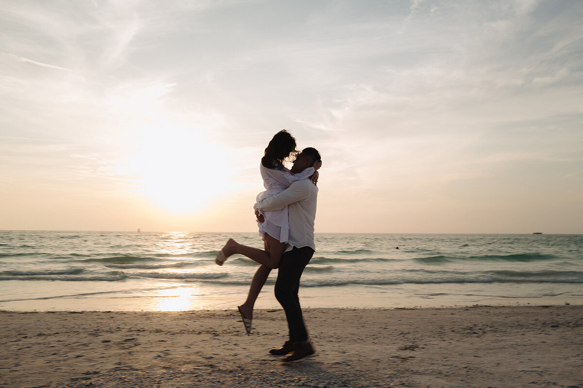 mcneile-photo-florida-beach-proposal-chantilly-chic-celebrations-15