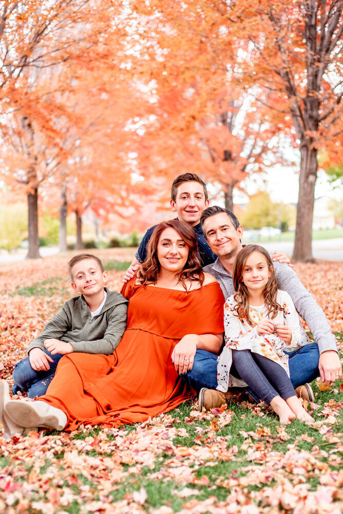 colorado-fall-family-red-leaf-trees