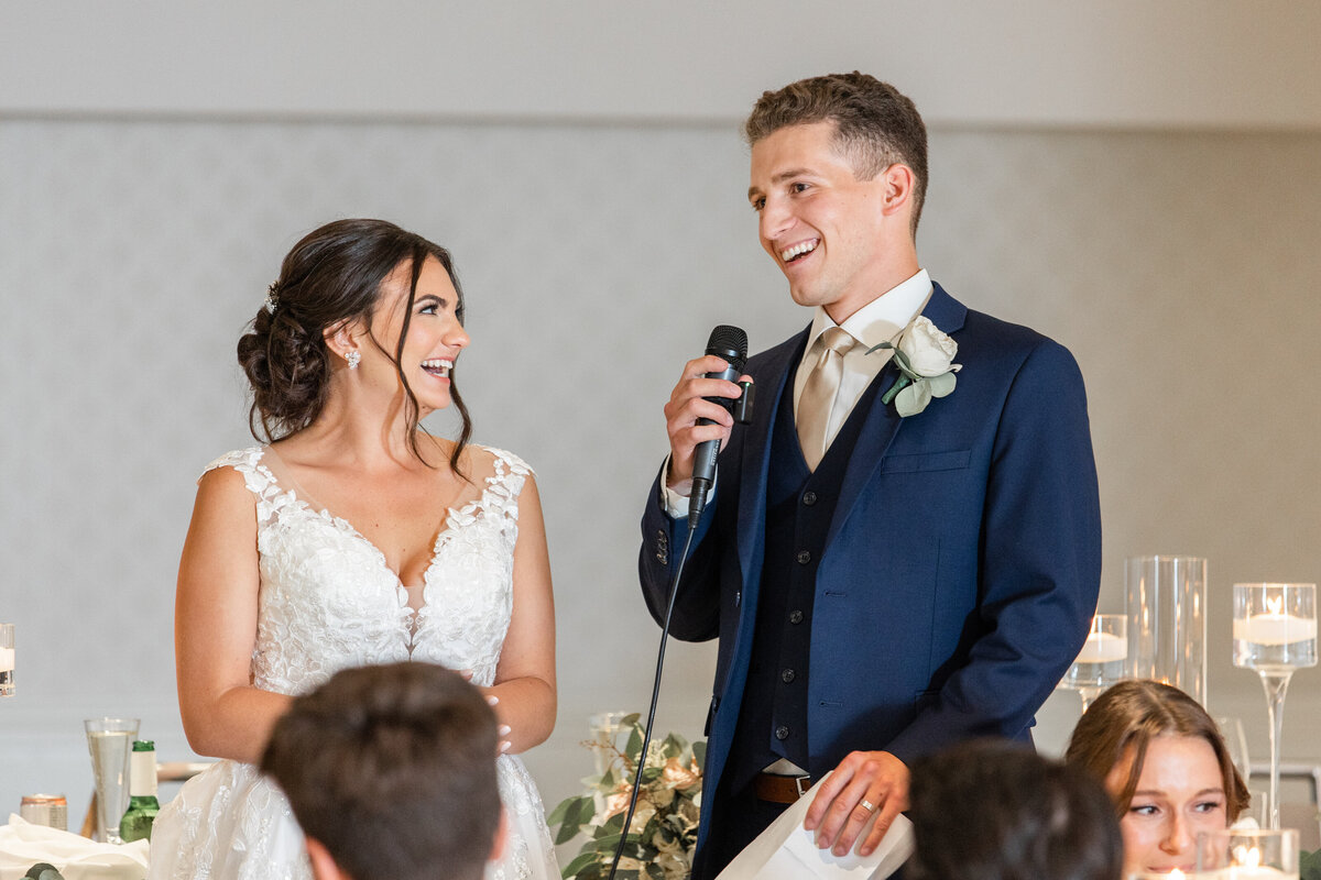 detroit-downtown-wedding-michigan-bride-groom-sweetest-heart-of-mary-church34