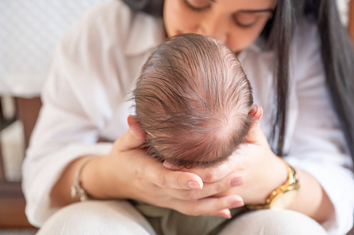Lifestyle Newborn Session in Orlando, Fl