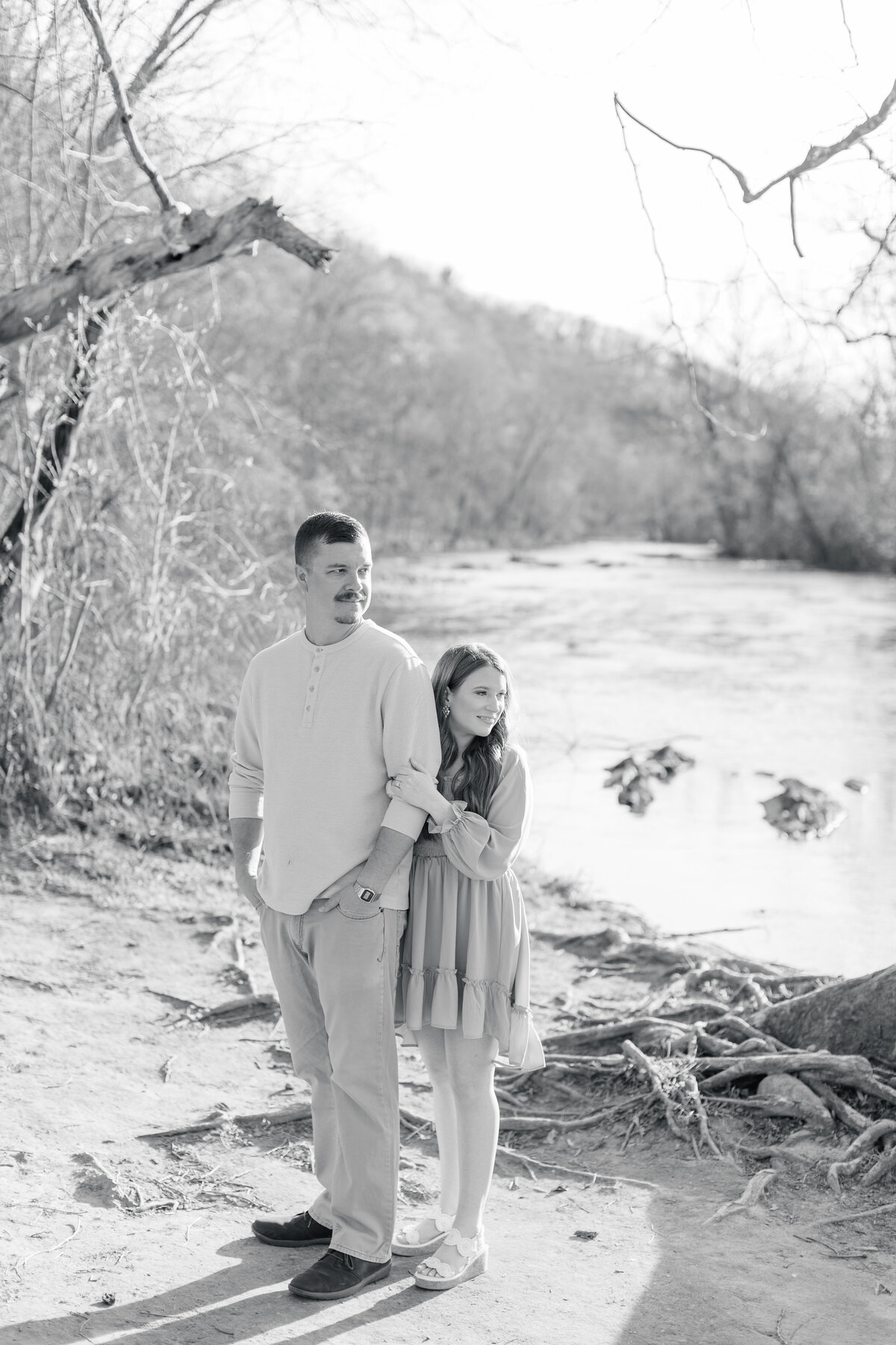 Colorful-Springtime-Greenhill-Park-Roanoke-Engagement-Session-Photography-S-32