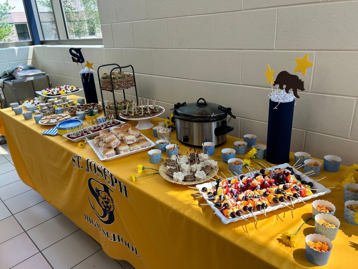 67d213366e7d2f003ac3dcaf_SJHS Scholarship Reception 2023 1.JPEG