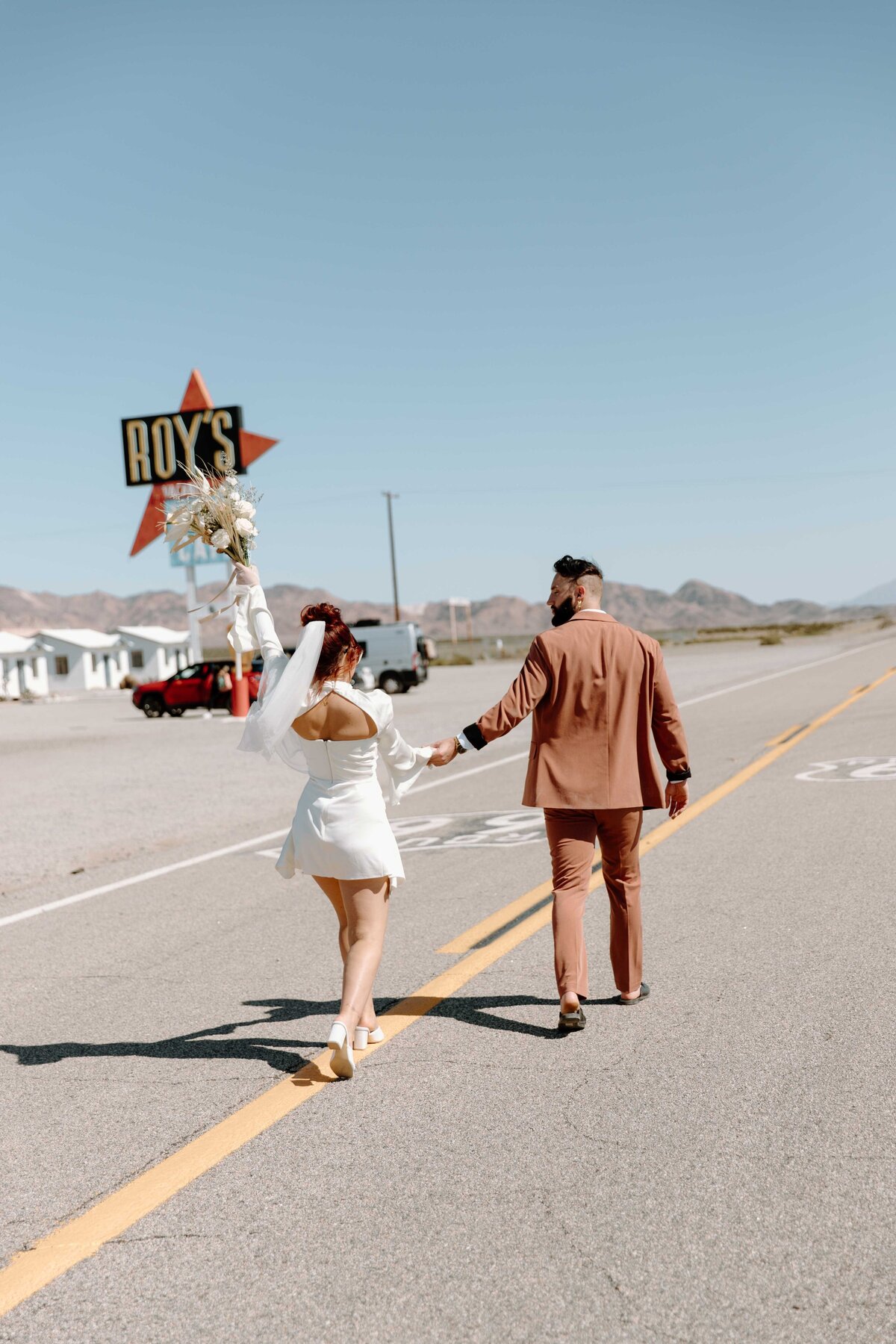 Retro-70s-Motel-Elopement_1890