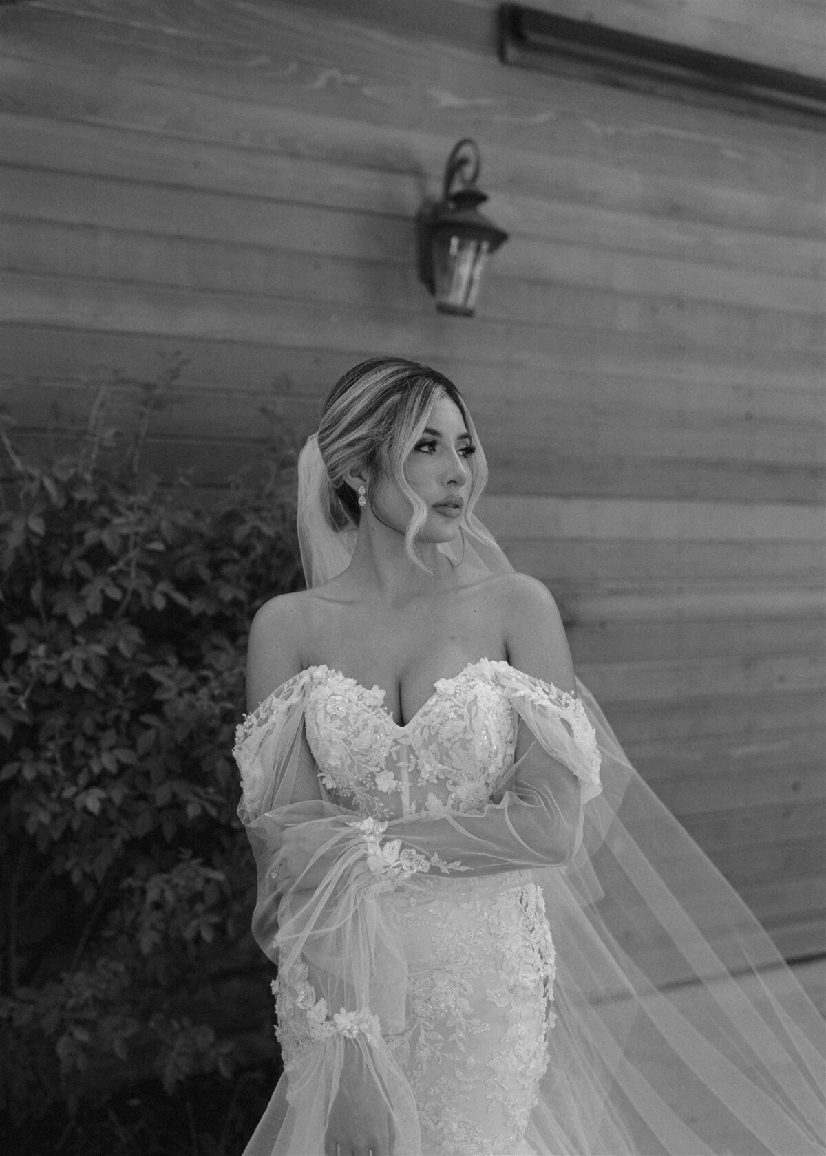 Kim + Chris Sneak Peeks-42