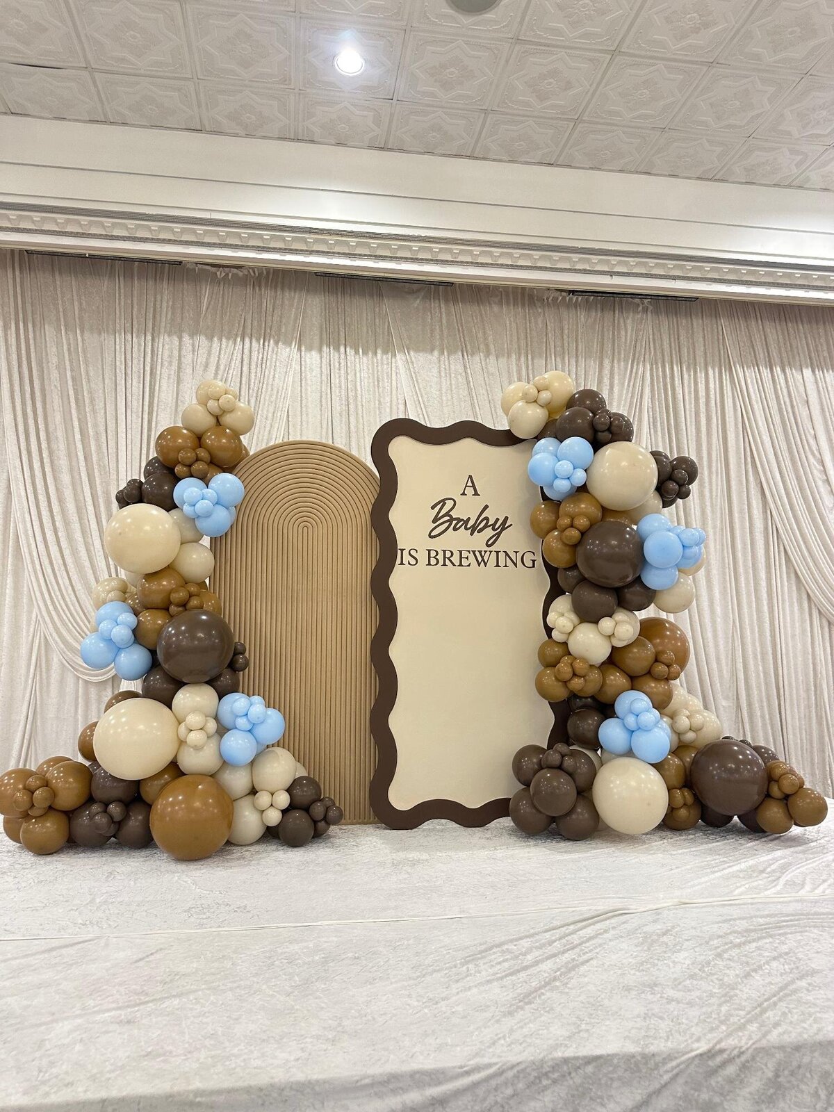 baby brewing baby shower decor