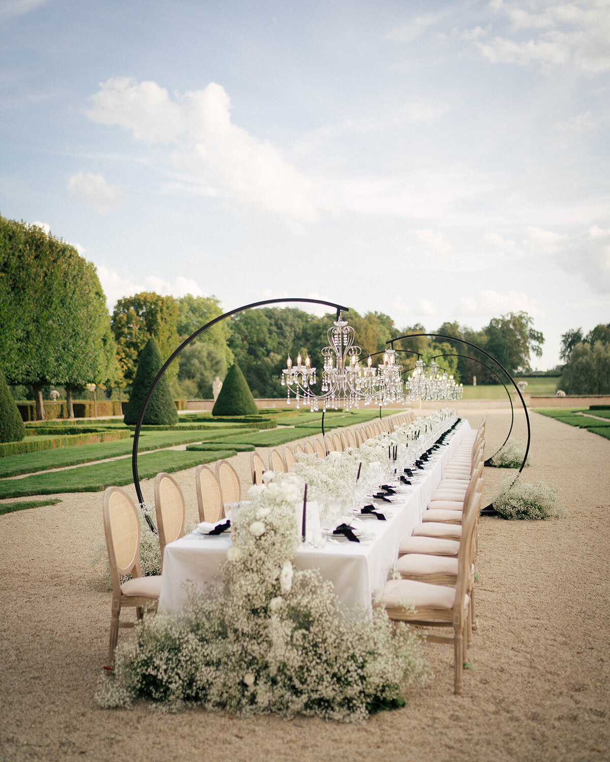 Chateau-du-grand-luce-wedding38