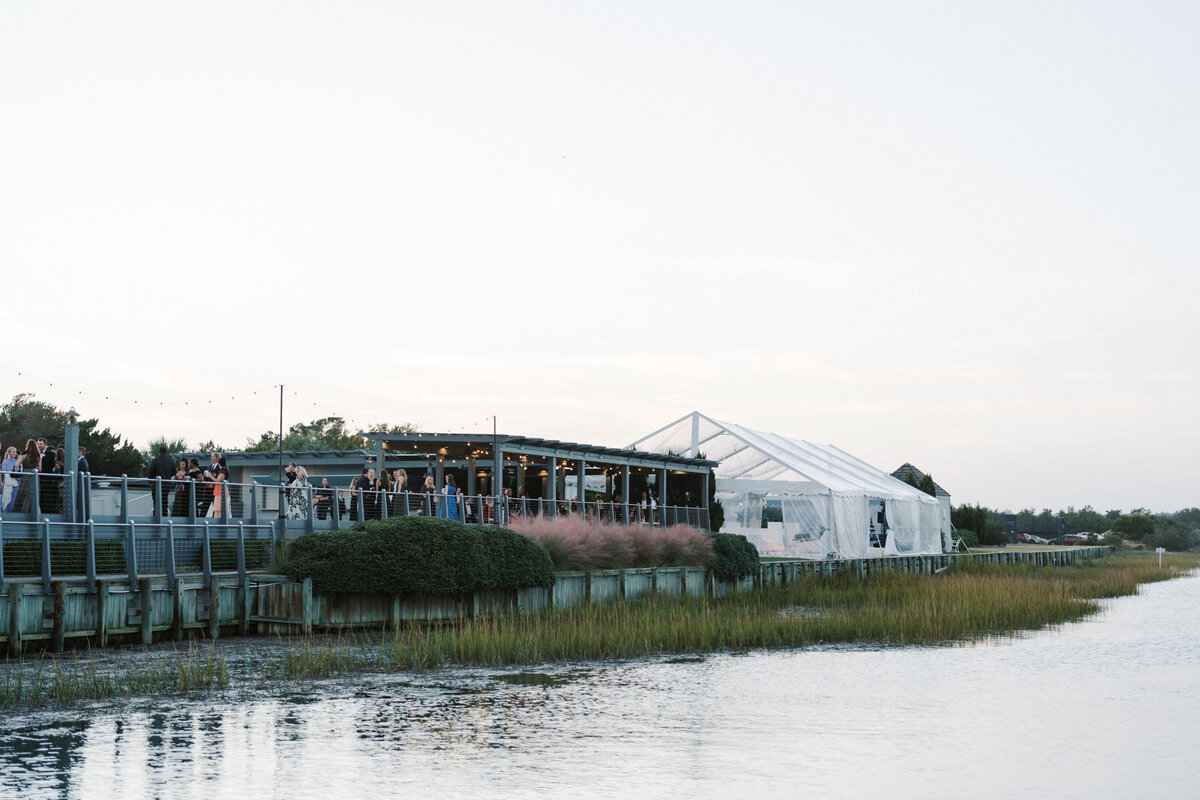 figure-eight-island-yacht-club-wedding-083