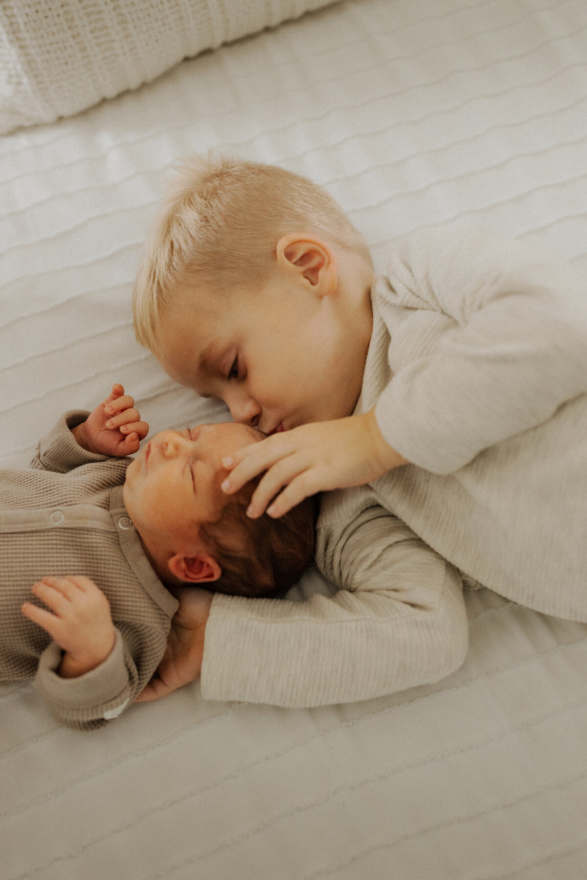 awhitcraft_melissarobert newborn-65