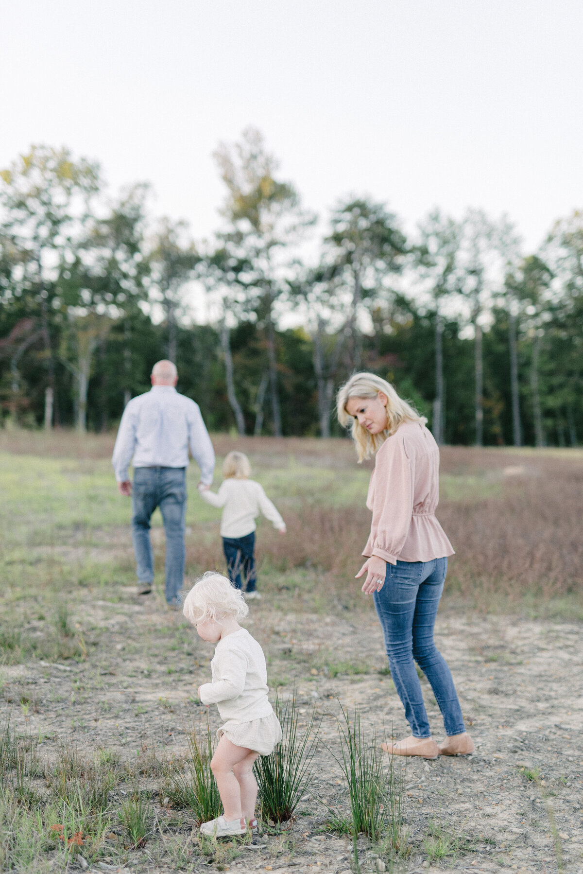 Candid family photography at Moss Rock Preserve