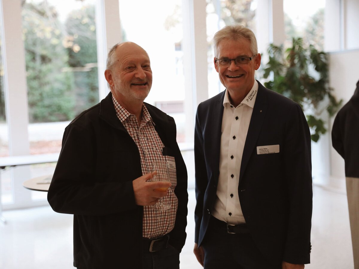 meralunastudio-werbeagentur-schweiz-zuerich-portfolio-jungunternehmerzentrum-flawil-martini-forum-2022 (24)