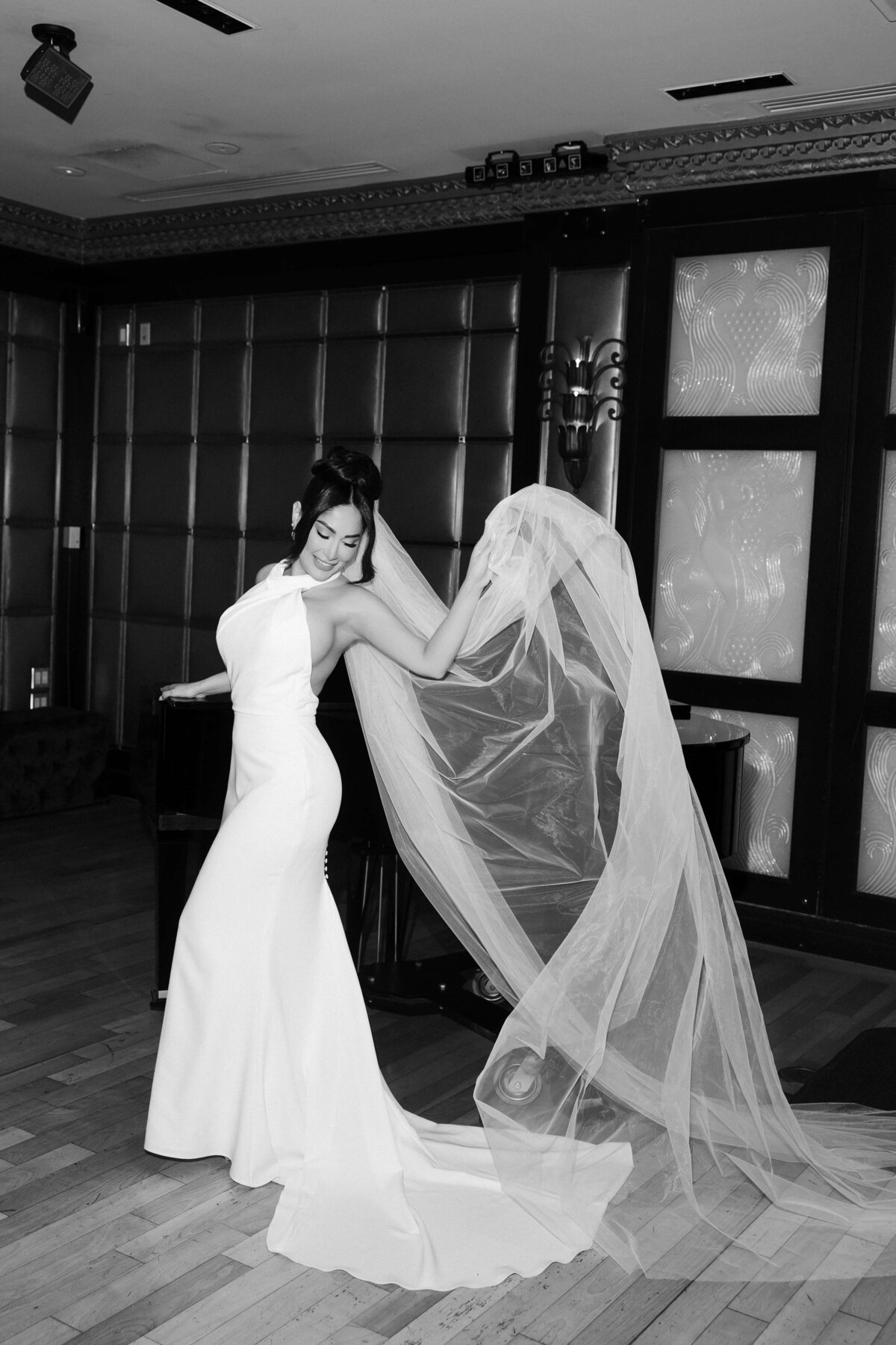 39riskyexposure_andrea-george_las-vegas-elopement-photography