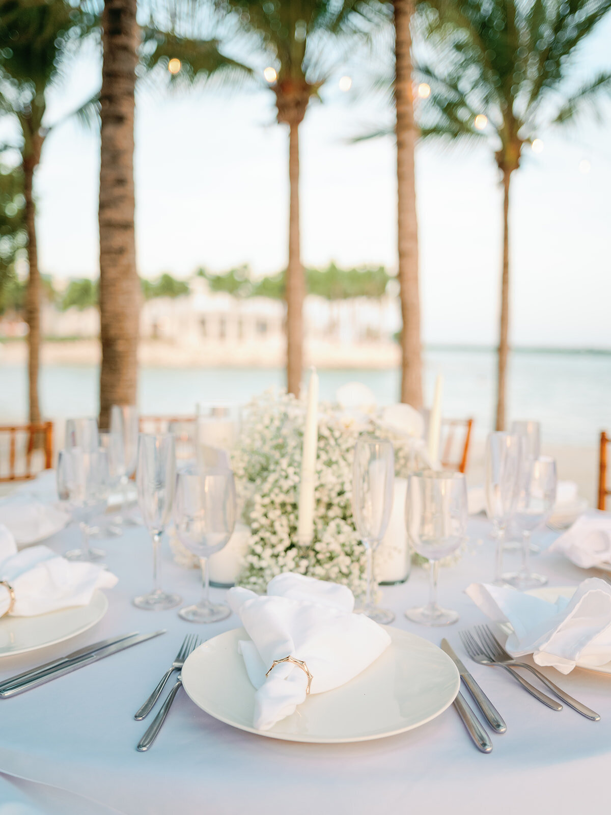 5 ISLA BELLA BEACH RESORT - LITTLE MISS PLANNER - CARE STUDIOS PHOTOGRAPHY - FLORIDA KEYS WEDDING - ISLAMORADA WEDDING PLANNER - KEY WEST WEDDING PLANNER - FLORIDA KEYS WEDDING COORDINATOR