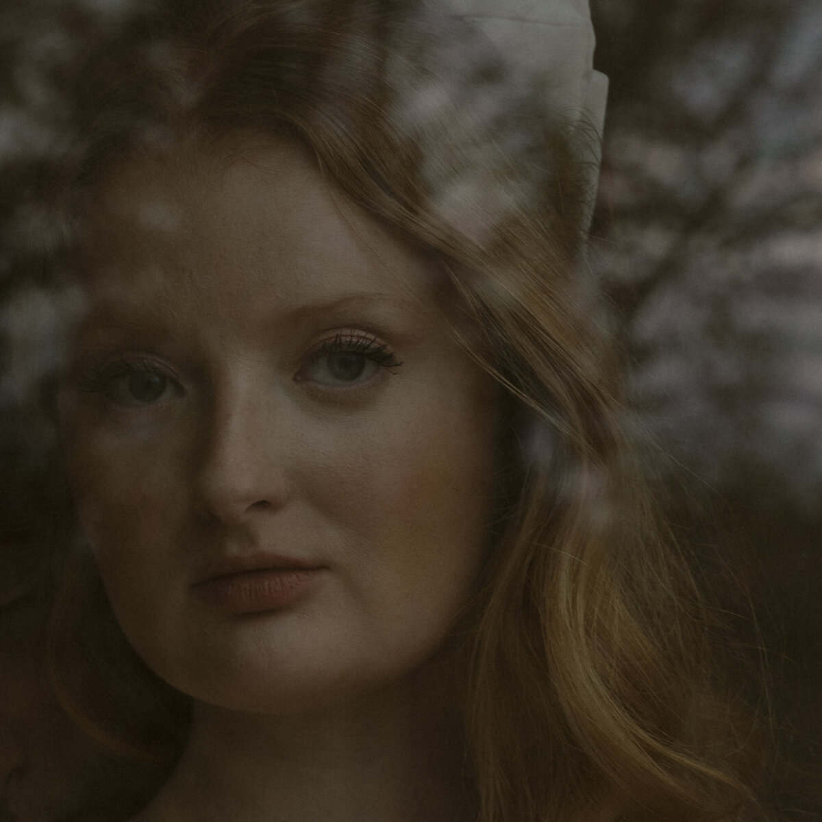 ashes-photography-elopement-oregon-inn-at-diamond-woods-couple-6