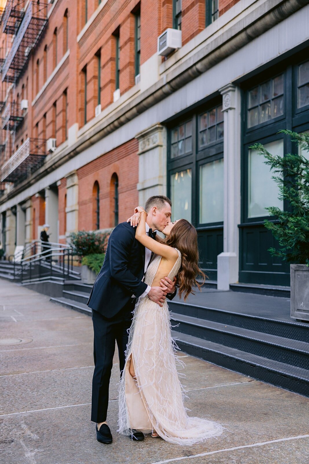Tribeca-Rooftop-New-York-Larisa-Shorina-Photography-Luxury-Elegant-Destination-Weddings-Italy-France-76