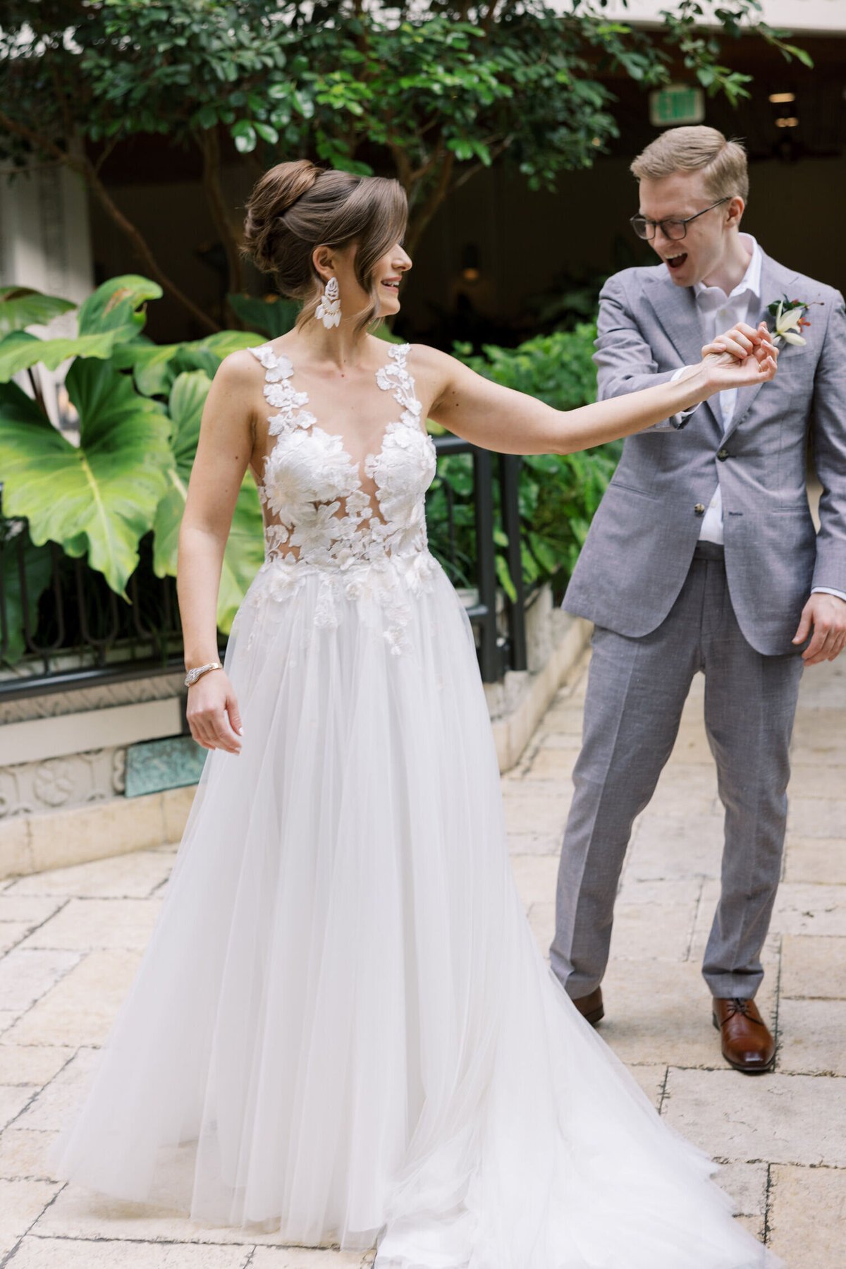 bride-groom-dancing-1LD-W