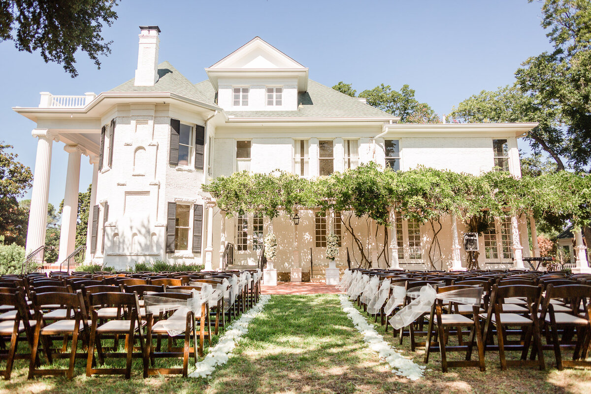 Woodbine Mansion Wedding Round Rock-45