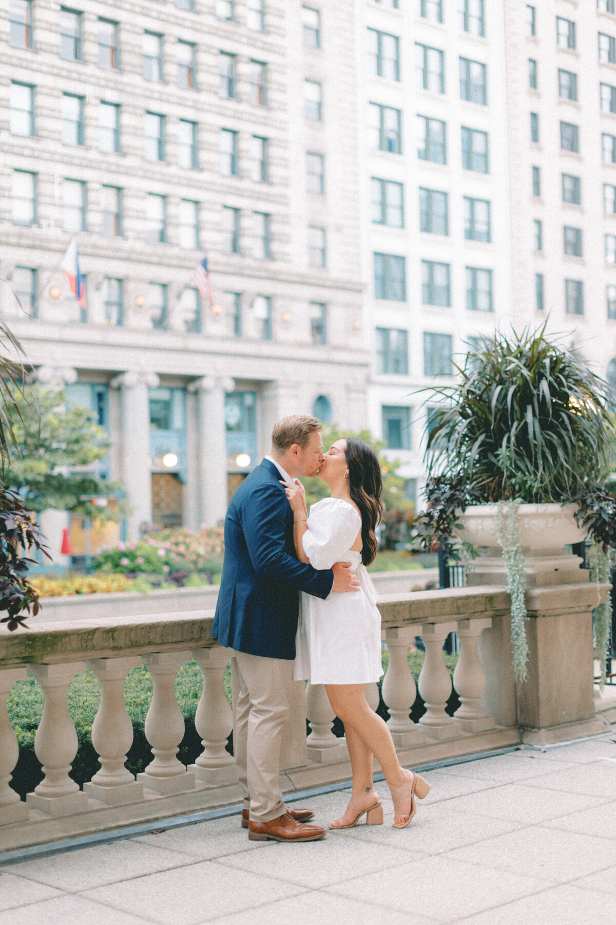 downtown-chicago-engagemnet-session-14