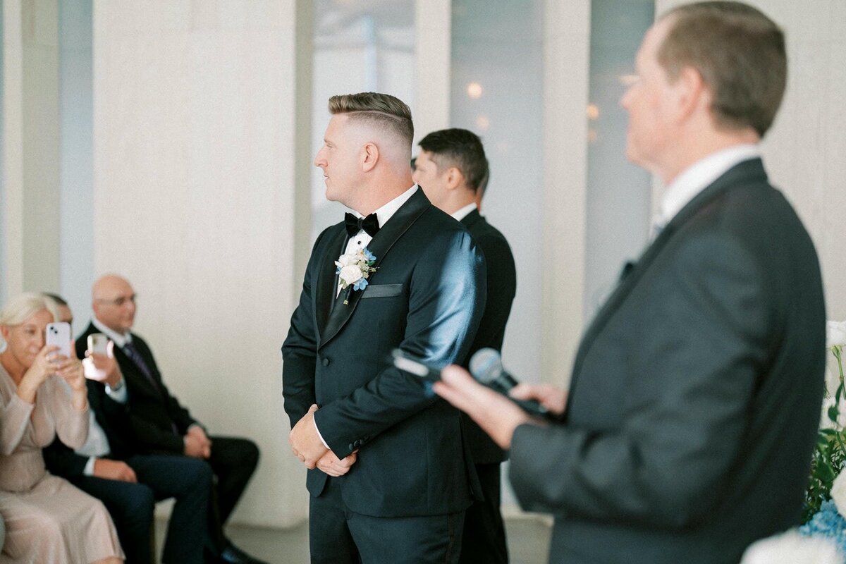 W9-Wedding-Photos-The-Pearle-Burlington-Lake-Ontario-Stephen-and-Oksana-2024-09-29-2500px-1110