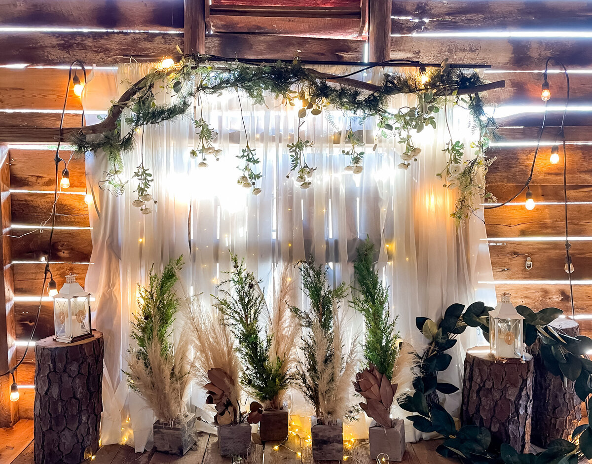 Mountain-Laurel-Farm-Christmas-Mini-Session-Photo-Venue230