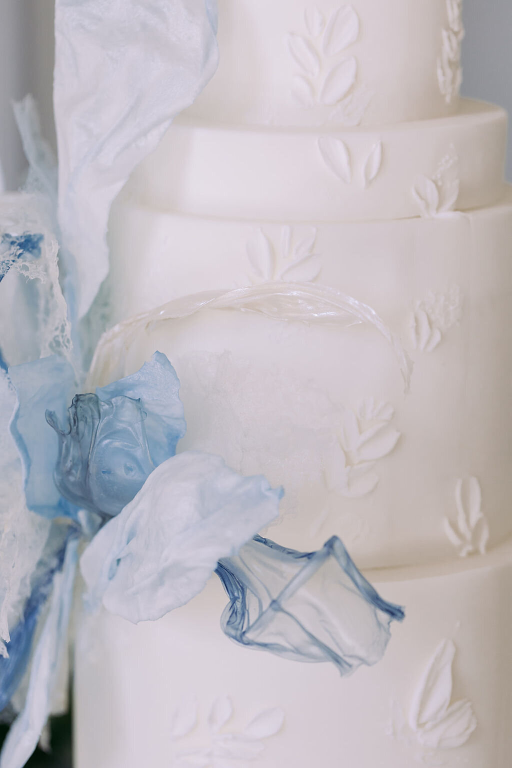 Wedding Cake in shades of blue
