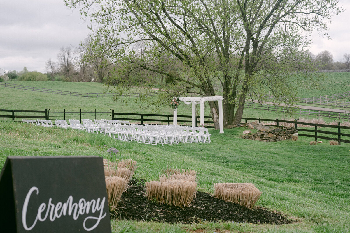 Virginia-barn-farm-weddings-tranquility-farm00006