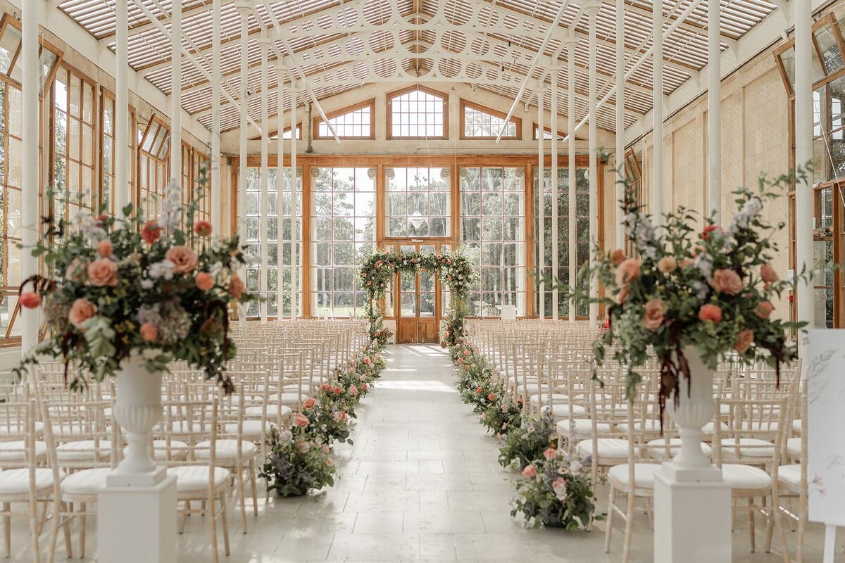 Jewish wedding ceremony at London wedding venue Kew Gardens