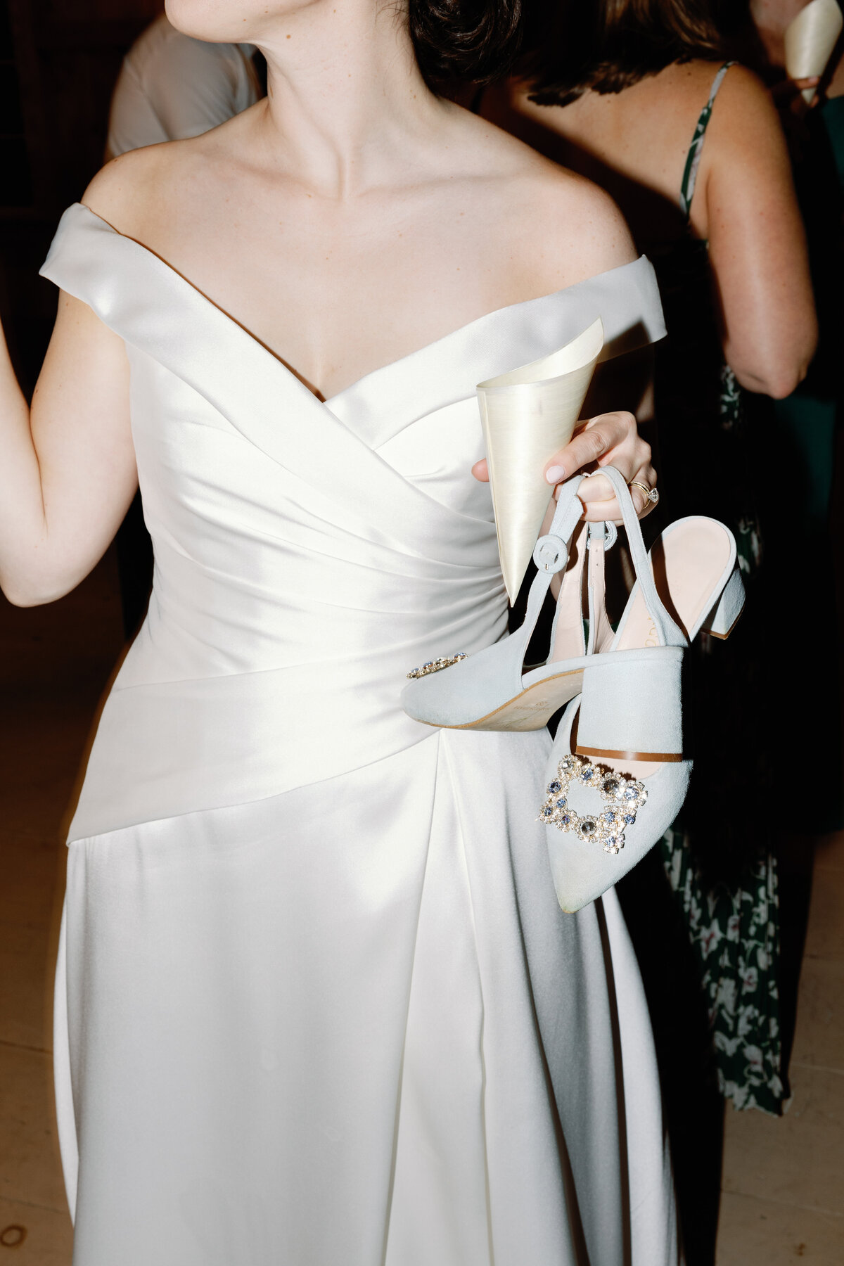bridal-portrait-on-film-at-willow-hill-ct