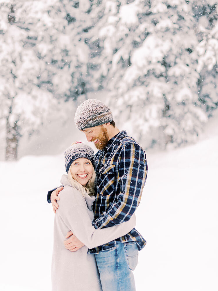 Colorado-Family-Photography-Christmas-Winter-Mountain-Snowy-Photoshoot22