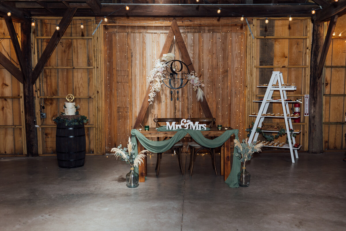 AllyMat_Wedding_LoneOakAcres-1380