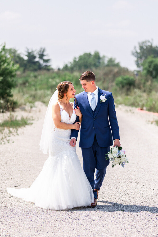 Firestone-Farms-Wedding-Photo-Hannah-Barlow-2