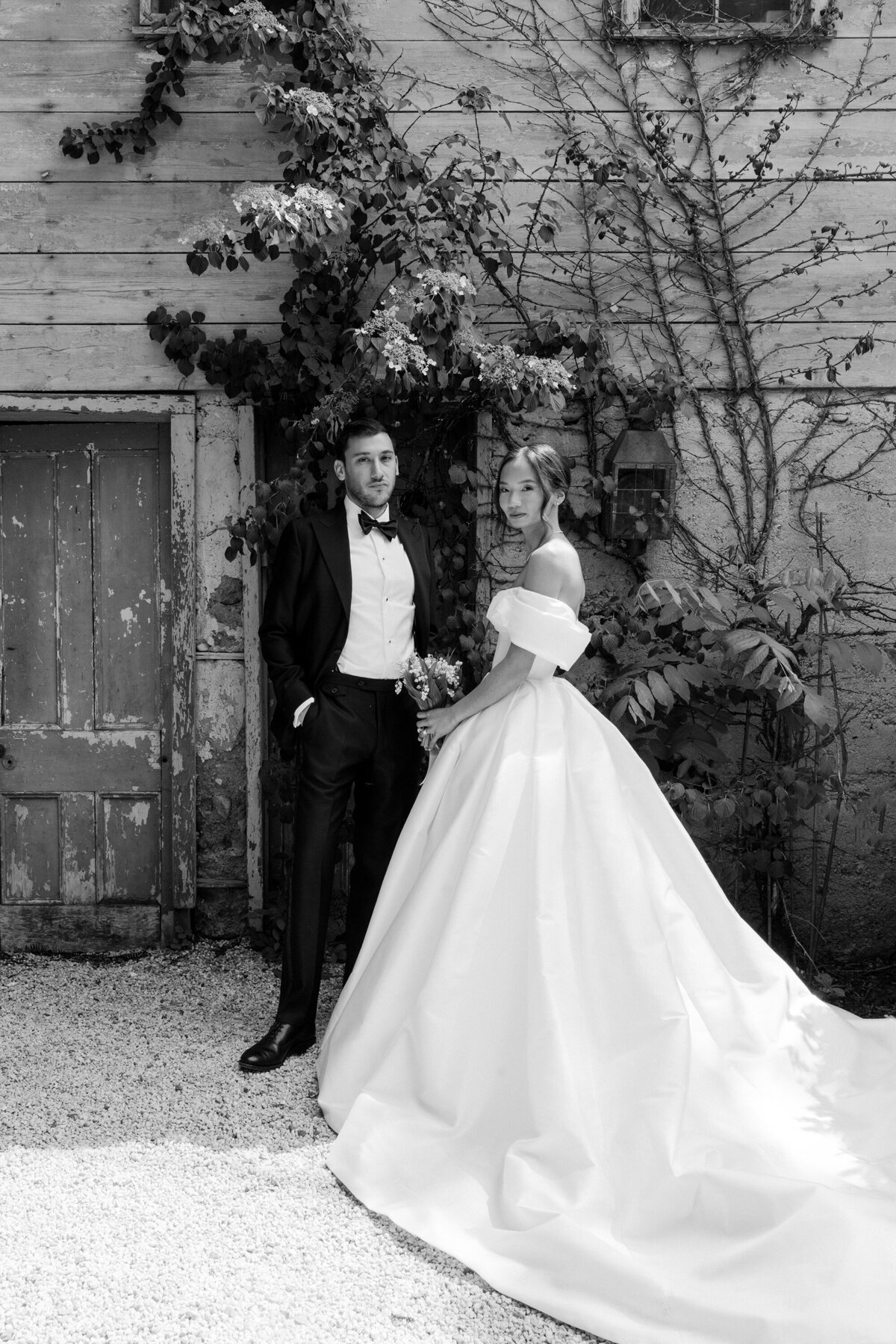 KateEdwardsWeddings_Lisa&Jacob_ValleyRockInn-74