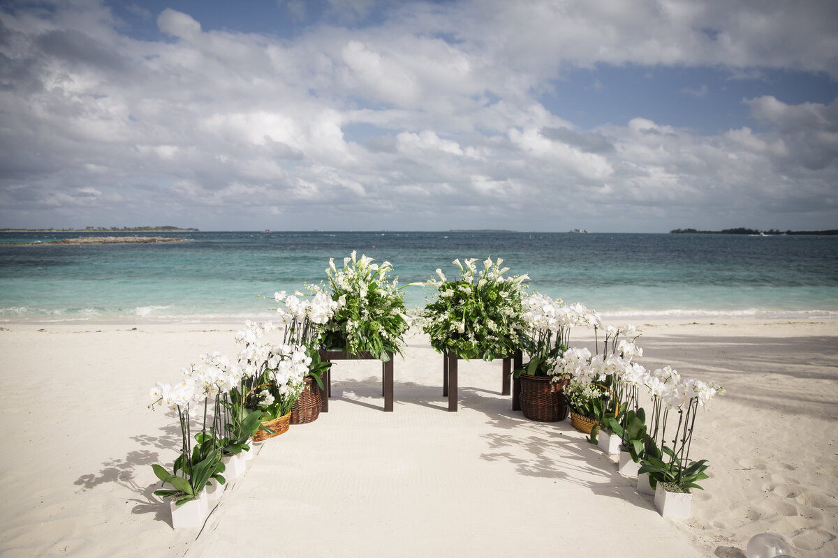 EboniRobyn-Wedding-NilouJonah-Ceremony-OceanClub-ParadiseIsland-Nassau-NewProvidence-TheBahamas-Final-37
