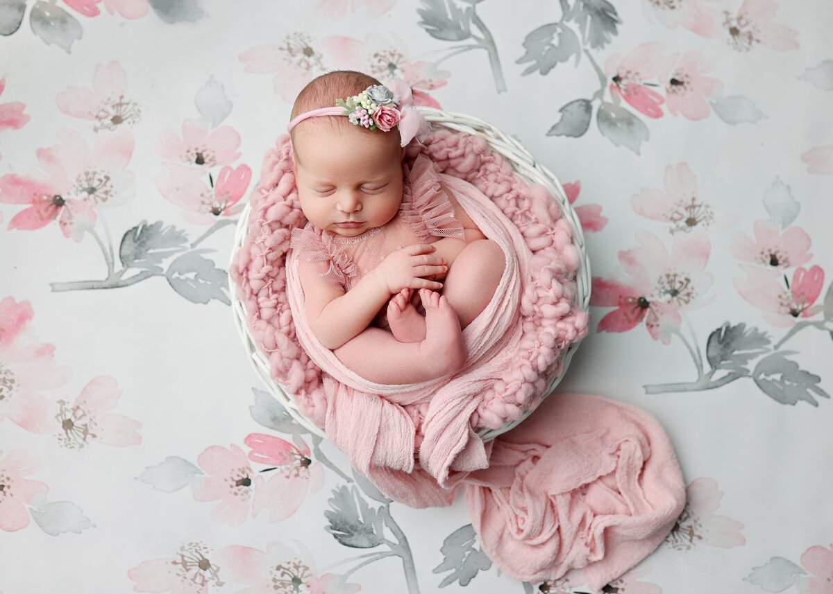 Charlotte-Newborn-photographer114