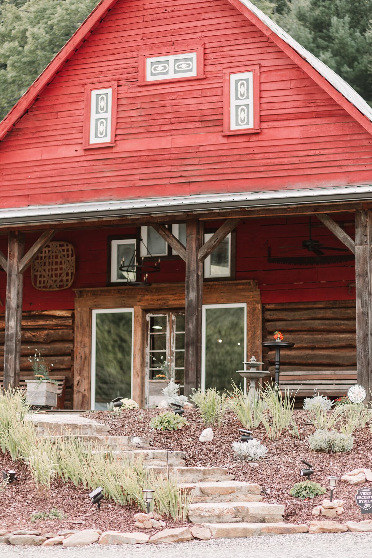Barn 697 North Carolina Elopement Venue_0037
