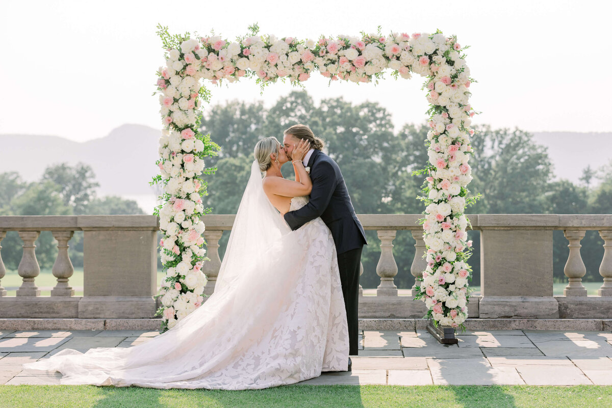 Sleepy_Hollow_Country_Club_Wedding_043