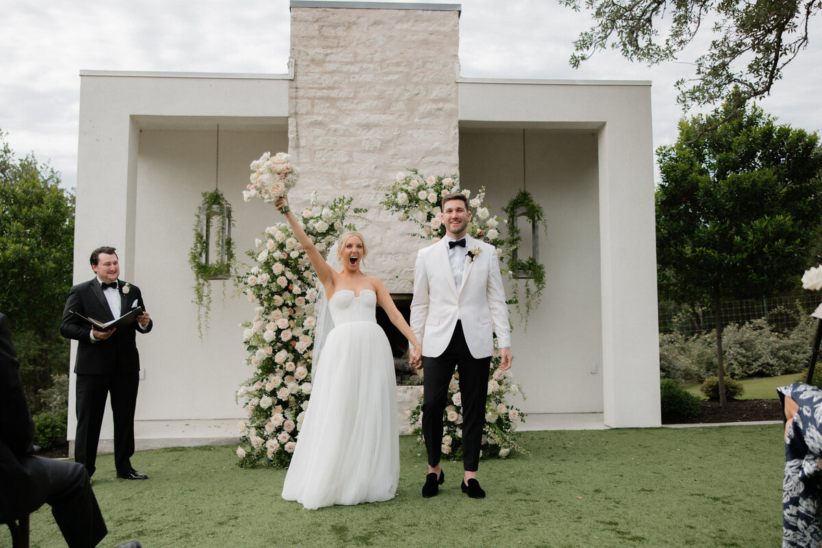 KellyAlexCeremony-390