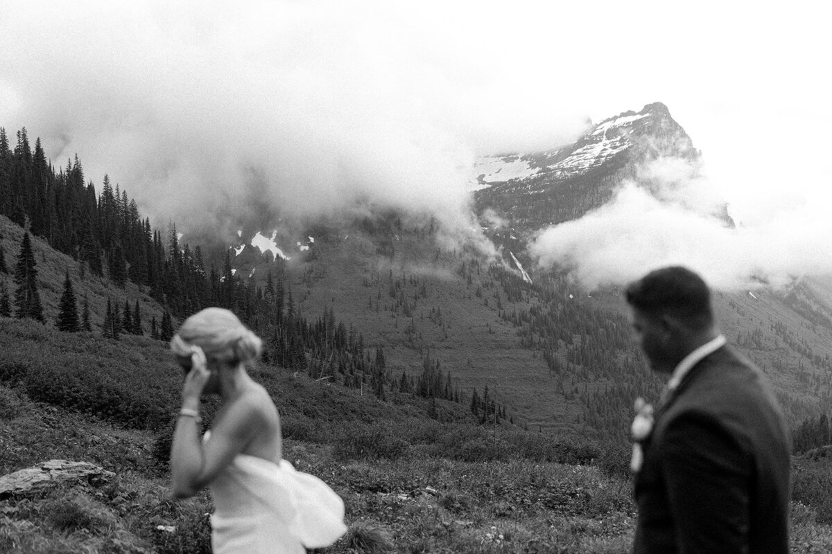 Couple Elopes in Glacier National Park